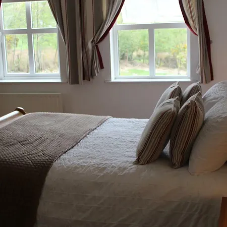 Bunlin Heights Self Catering * Milford