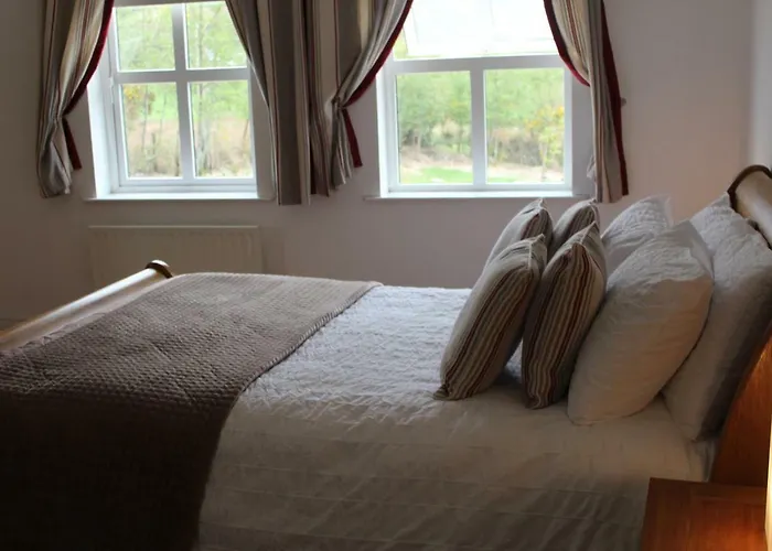 Bunlin Heights Self Catering * Milford